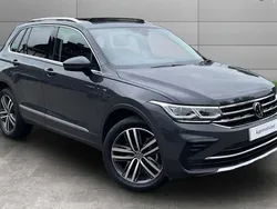 Grey Used 2023 VW Tiguan Elegance SUV | £29,195 (Fair price)