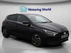 Black Used 2022 Hyundai i20 Premium Hatchback | £15,000 (Fair price)