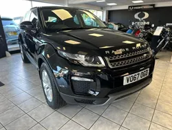 Black Used 2017 Land Rover Range Rover evoque SE Estate | £13,990 (Fair price)