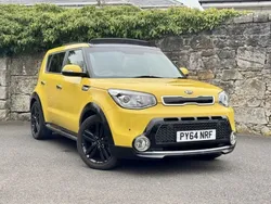 Yellow Used 2014 Kia Soul SUV | £9,995 (A bit pricey)