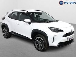 Used 2024 Toyota Yaris Hybrid Estate | £23,049 (Fair price)