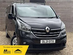 Black Used 2021 Renault Trafic Van | £13,995 (Fair price)