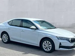White Used 2024 Skoda Octavia SE Technology Hatchback | £19,450 (Fair price)