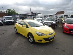 Yellow Used 2013 Vauxhall Astra GTC SRi Hatchback | £3,995 (Super price)