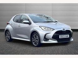 Silver Used 2023 Toyota Yaris Hybrid Design Hatchback | £18,450 (Fair price)