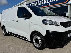 White Used 2023 Peugeot Expert Premium Van | £13,995 (Fair price)