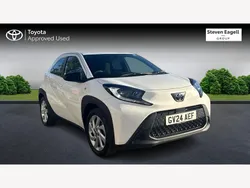 White Used 2024 Toyota Aygo PURE Hatchback | £12,697 (Good price)