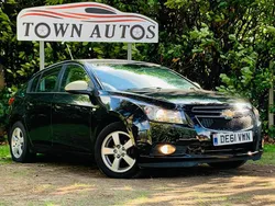 Black Used 2011 Chevrolet Cruze LT Hatchback | £3,990 (Fair price)