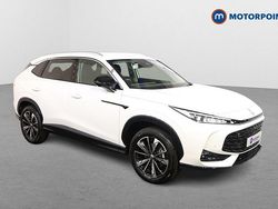White New 2025 MG HS Trophy SUV | £22,699 (Fair price)