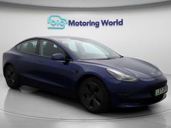 Blue Used 2021 Tesla Model 3 Long Range AWD Sedan | £17,300 (Good price)