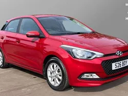 Red Used 2016 Hyundai i20 SE Hatchback | £6,340 (Fair price)
