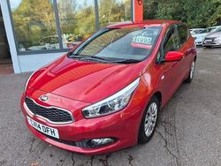 Red Used 2014 Kia Ceed 2 Hatchback | £4,995 (Fair price)