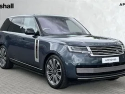 Metallic varesine blue Used 2024 Land Rover Range Rover SUV | £119,991 (Fair price)