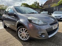Grey Used 2010 Renault Clio II Dynamique Hatchback | £2,395 (A bit pricey)