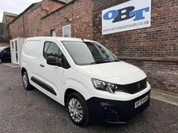 White Used 2021 Peugeot Partner S MPV | £7,495 (Good price)