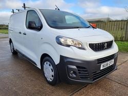 White Used 2018 Peugeot Expert S Van | £7,000 (Good price)