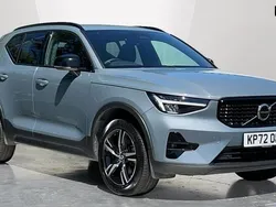 Metallic thunder grey Used 2022 Volvo XC40 Plus SUV | £28,941 (Fair price)