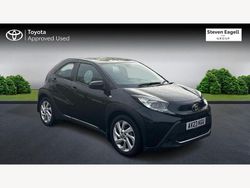 Black Used 2023 Toyota Aygo X PURE SUV | £12,378