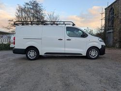 White Used 2020 Vauxhall Vivaro Van | £7,450 (Fair price)