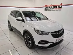 White Used 2018 Vauxhall Grandland X Sport SUV | £9,449 (Fair price)