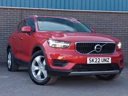 Red Used 2022 Volvo XC40 Momentum SUV | £17,998 (Fair price)