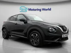 Black Used 2024 Nissan Juke N-Connecta SUV | £15,600 (Fair price)