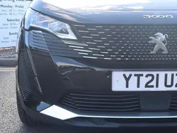 Black Used 2021 Peugeot 3008 Premium SUV | £18,999 (Fair price)