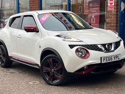 White Used 2016 Nissan Juke Tekna SUV | £7,695 (A bit pricey)