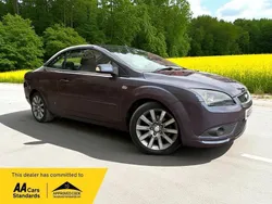 Mauve/purple Used 2008 Ford Focus Cabriolet Cabriolet | £2,495 (Fair price)