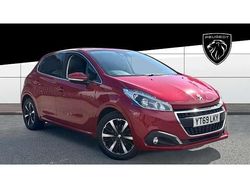Red Used 2018 Peugeot 208 Hatchback | £9,543 (A bit pricey)