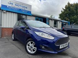 Blue Used 2016 Ford Fiesta Zetec Hatchback | £6,495 (Fair price)