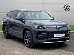 Used 2025 VW Tayron R-line SUV | £41,108 (Good price)