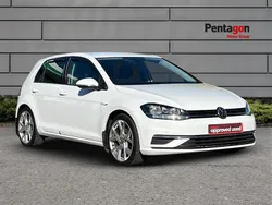 White Used 2017 VW Golf VII SE Hatchback | £13,240 (Fair price)