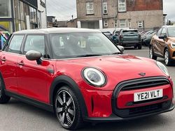 Red Used 2021 Mini Cooper Exclusive Hatchback | £17,053 (Good price)