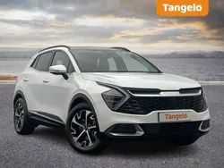 White Used 2022 Kia Sportage 4 SUV | £26,490 (Fair price)