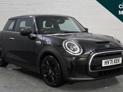 Black Used 2021 Mini Cooper S Level 2 Hatchback | £14,701 (Fair price)