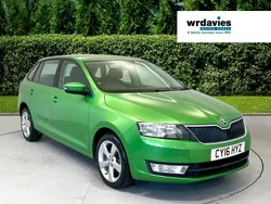Green Used 2016 Skoda Rapid SE Hatchback | £8,495 (Fair price)