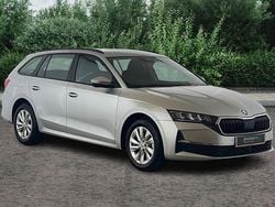 Brilliant silver metallic New 2024 Skoda Octavia SE Technology Estate | £23,890 (Good price)