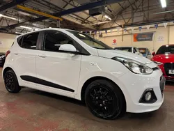 White Used 2016 Hyundai i10 Edition Hatchback | £4,000 (Good price)