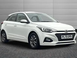 Polar white Used 2020 Hyundai i20 SE Hatchback | £9,995 (Fair price)