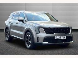 Grey Used 2025 Kia Sorento 3 SUV | £46,495 (Fair price)