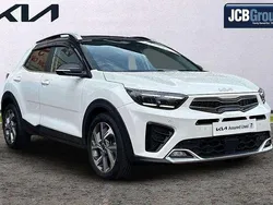 White Used 2023 Kia Stonic 4 SUV | £18,995 (A bit pricey)