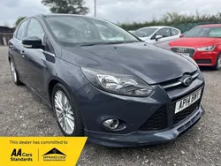 Grey Used 2014 Ford Focus Zetec Hatchback | £4,295 (Fair price)