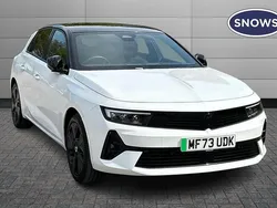 White Used 2024 Vauxhall Astra Hatchback | £21,490 (Fair price)