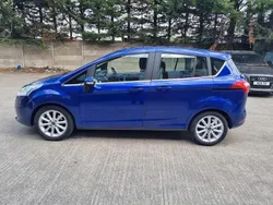 Blue Used 2015 Ford B-MAX Titanium MPV | £4,995 (Good price)