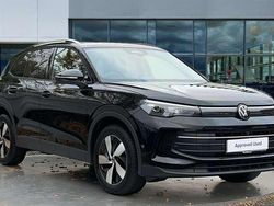 Black Used 2025 VW Tiguan Match SUV | £31,634 (Expensive)
