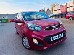 Red Used 2014 Kia Picanto Hatchback | £2,890 (Super price)