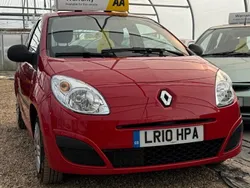 Red Used 2010 Renault Twingo Hatchback | £1,799 (Fair price)