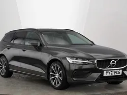 Used 2022 Volvo V60 Momentum Estate | £18,990 (Fair price)