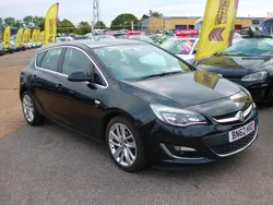 Black Used 2013 Vauxhall Astra SRi Hatchback | £3,995 (Fair price)